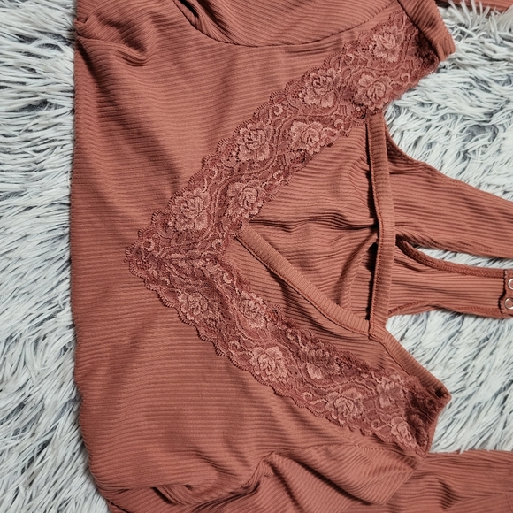 Women's Bodysuit - Picture 5 of 6